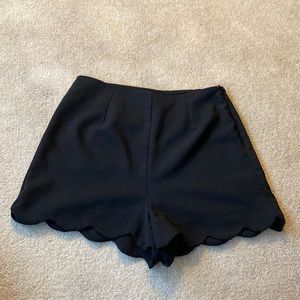 Monteau Shorts